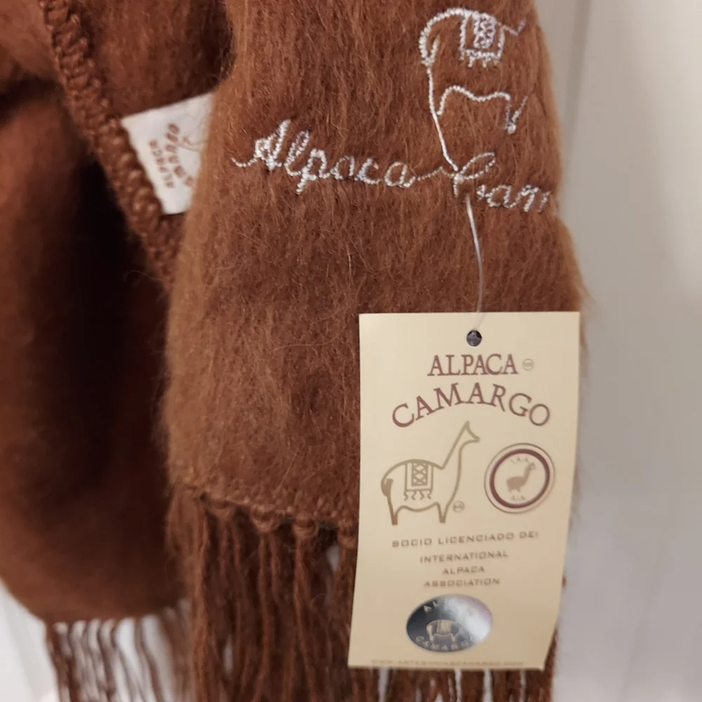 Alpaca Camargo scarf nwt - Picture 2 of 3
